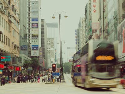 经络：预计香港楼价年底止跌回稳 负资产个案或高位回落