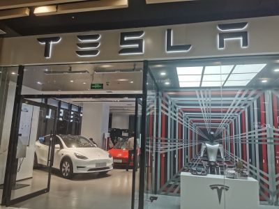 驱动逆变器存在问题 特斯拉(TSLA.US)决定召回2431辆Cybertruck