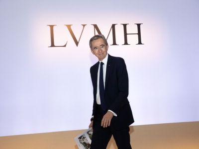 2023年以來首次！LVMH(LVMUY.US)市值重返歐洲第一