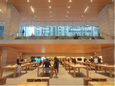 一文读懂苹果(AAPL.US)电话会：库克回应“中国市场、苹果智能、DeepSeek以及手机外形创新”