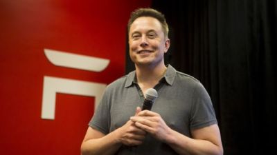 特斯拉(TSLA.US)无视“扑街”业绩逆势飙升 华尔街警告：股价已完全脱离基本面